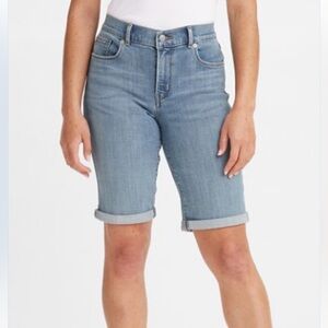 LEVI’S classic Bermuda shorts